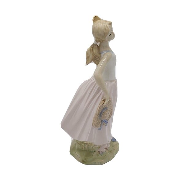 Tengra Porcelain Woman with Sun Hat & Dress -Signed- 11 inches - Spain Valencia - Picture 4 of 6